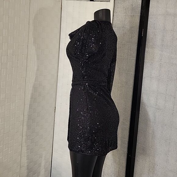 BRAND NEW FOREVER 21 BLACK SEQUINS LONG SLEEVE WRAP MINI V-NECK DRESS - Picture 8 of 16